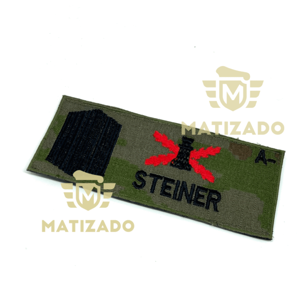 Galleta militar con aspa de borgoña