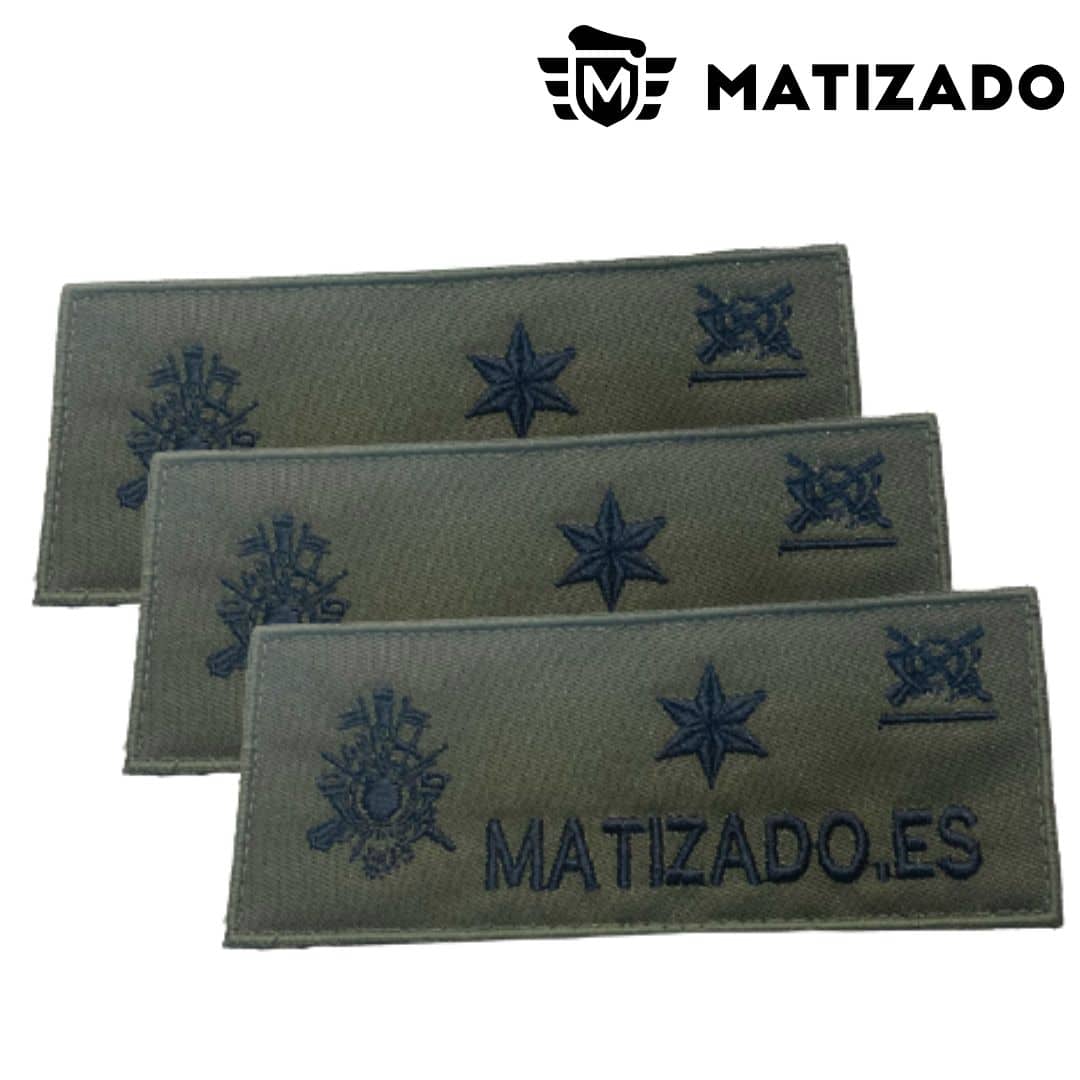 Galleta militar de pecho bordada cuarto curso AGM